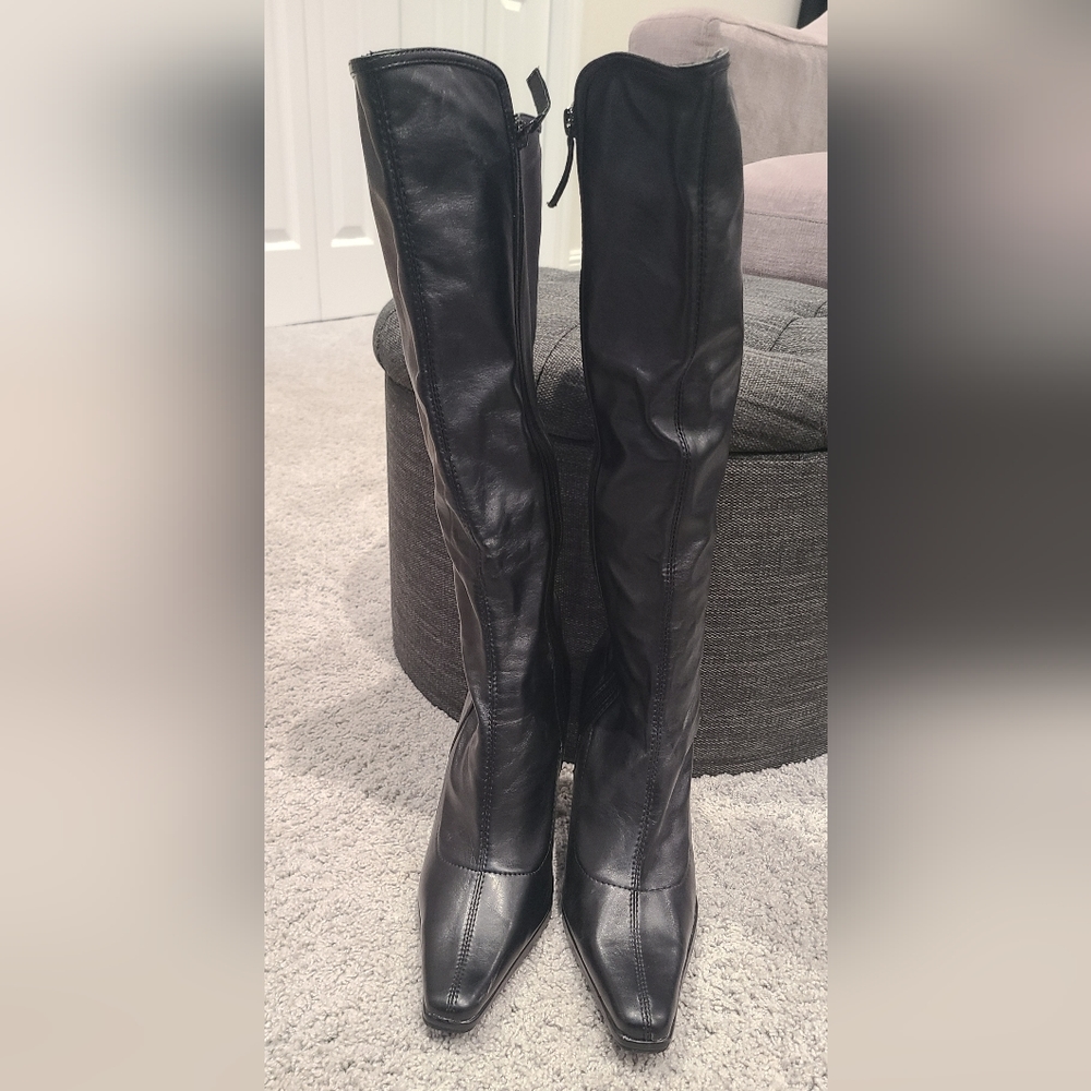 Chinese Laundry  women's  faux leather knee-high heeled boot